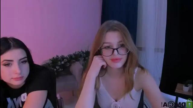 Image 2 of molly__lips Stream on Chaturbate on 18 months ago