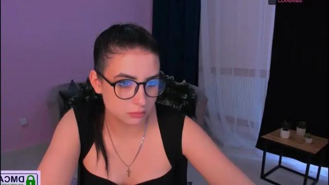 Image 4 of molly__lips Stream on Chaturbate on 17 months ago