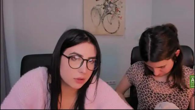 Thumbnail 1, molly__lips's Stream at Chaturbate, 17 months ago
