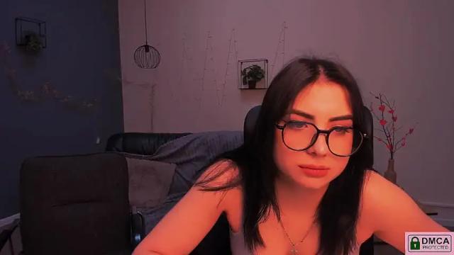 Image 4 of molly__lips Stream on Chaturbate on 16 months ago