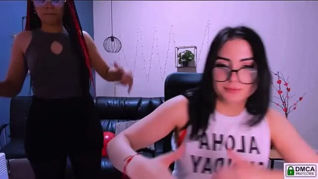 Image 7 of molly__lips Stream on Chaturbate on 16 months ago