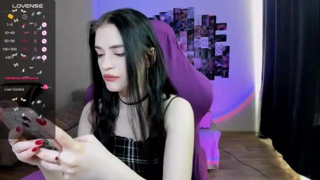 Image 6 of molly_crystall Stream on Chaturbate on 3 months ago