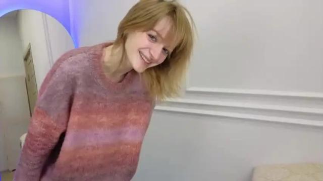 Image 11 of molly_cutie_pie Stream on Chaturbate on 24 months ago