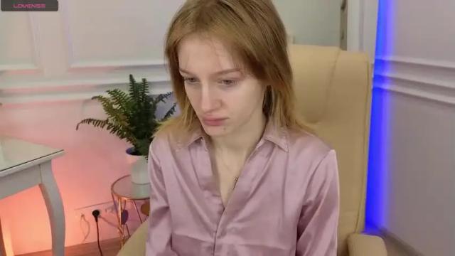 Image 8 of molly_cutie_pie Stream on Chaturbate on 24 months ago