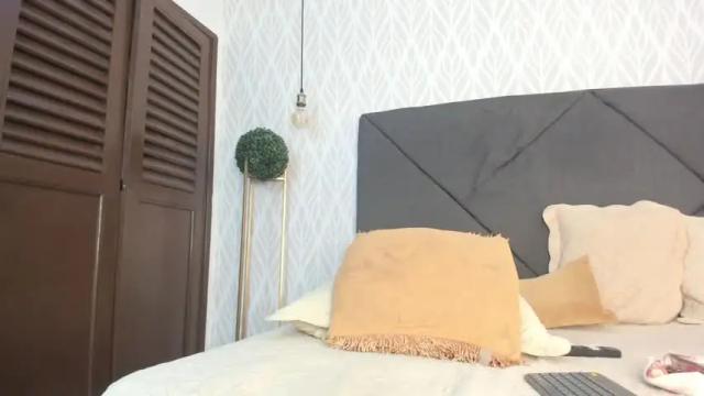 Image 7 of molly_tafur Stream on Chaturbate on 14 months ago