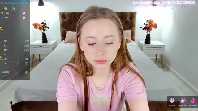 Thumbnail 1, mollycloverr's Stream at Chaturbate, 12 months ago