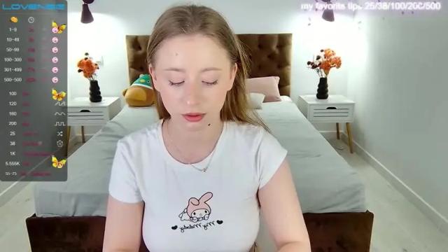 Thumbnail 3, mollycloverr's Stream at Chaturbate, 12 months ago
