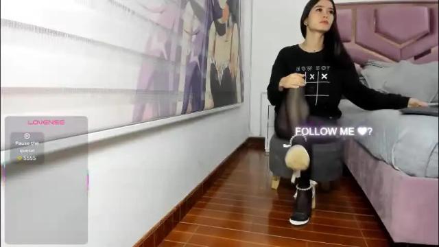 Image 6 of mollycraft Stream on Chaturbate on 2 months ago