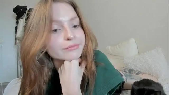 Image 11 of mollydangerous Stream on Chaturbate on 3 months ago