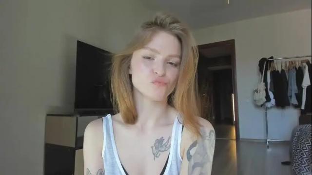 Image 12 of mollydangerous Stream on Chaturbate on 2 months ago
