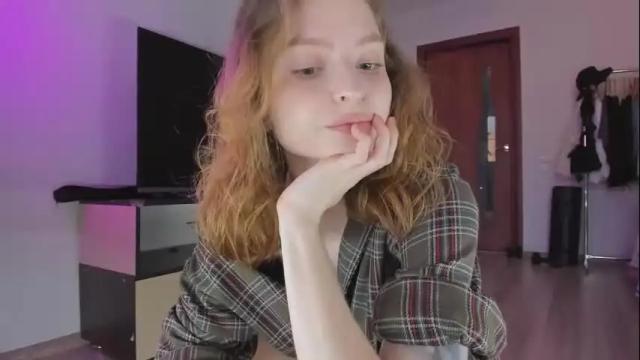 Image 11 of mollydangerous Stream on Chaturbate on 2 months ago