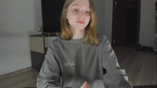Image 3 of mollydangerous Stream on Chaturbate on 2 months ago