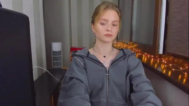 Image 7 of mollydangerous Stream on Chaturbate on 1 month ago