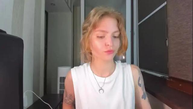 Image 10 of mollydangerous Stream on Chaturbate on 1 month ago