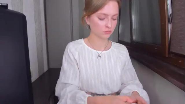 Image 12 of mollydangerous Stream on Chaturbate on 1 month ago