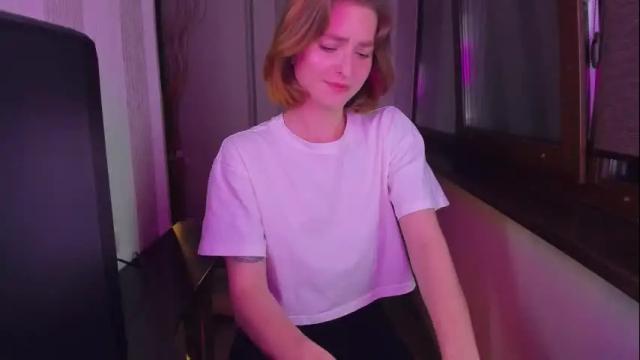 Image 2 of mollydangerous Stream on Chaturbate on 26 days ago