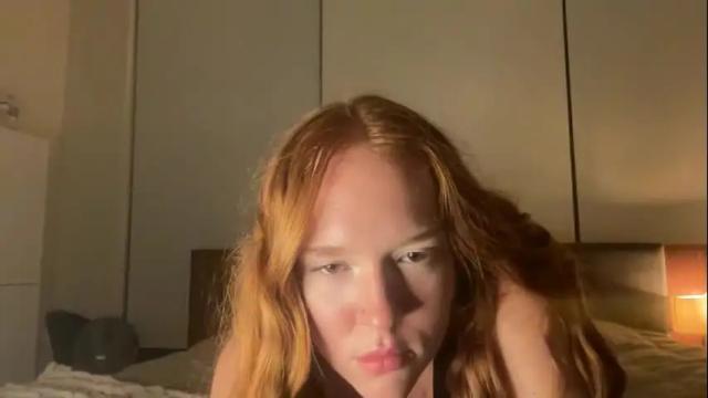 Image 3 of mollyelizabethhh Stream on Chaturbate on 20 months ago