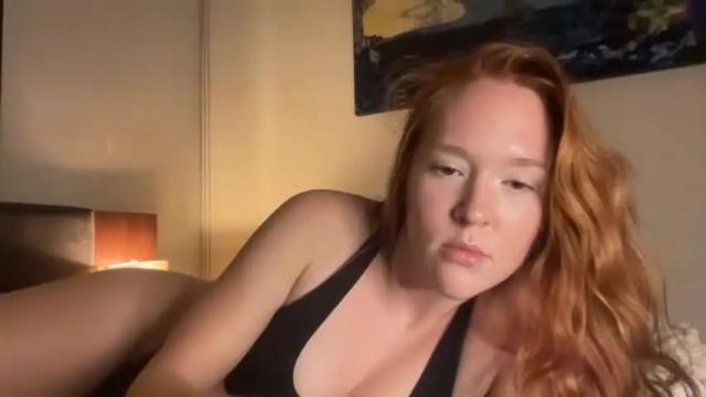 Image 11 of mollyelizabethhh Stream on Chaturbate on 20 months ago