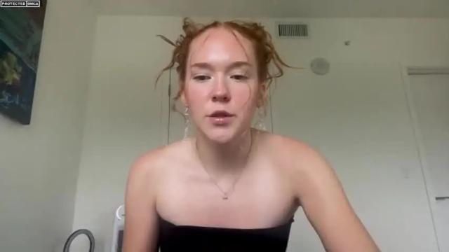 Image 6 of mollyelizabethhh Stream on Chaturbate on 20 months ago