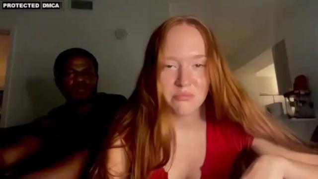 Image 6 of mollyelizabethhh Stream on Chaturbate on 21 months ago
