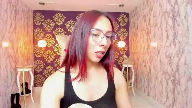 Image 3 of mollyevanss1 Stream on Chaturbate on 1 month ago