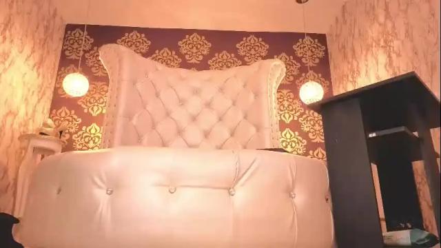 Image 10 of mollyevanss1 Stream on Chaturbate on 21 days ago