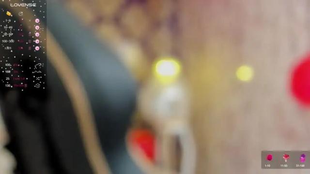 Image 6 of mollyevanss_ Stream on Chaturbate on 14 months ago