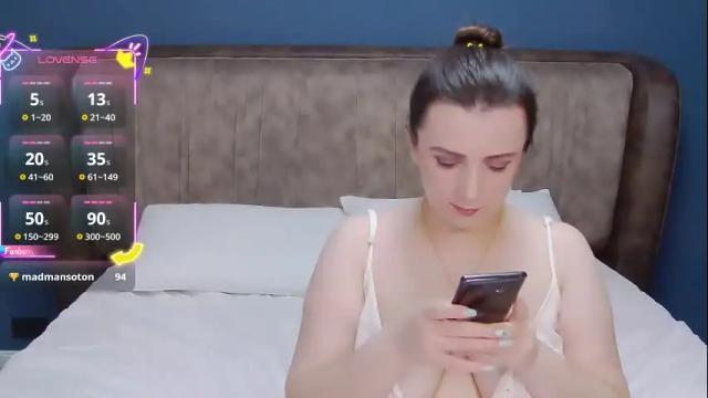 Thumbnail 3, mollygreens's Stream at Chaturbate, 1 month ago