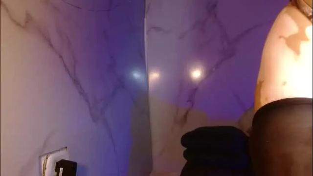 Thumbnail 2, mollyguns's Stream at Chaturbate, 2 days ago