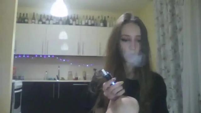 Image 10 of mollyhollyweed Stream on Chaturbate on 24 months ago