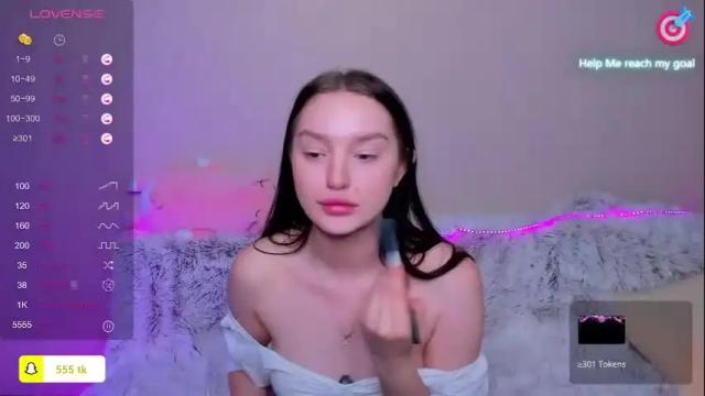 Image 7 of mollymelison Stream on Chaturbate on 17 months ago