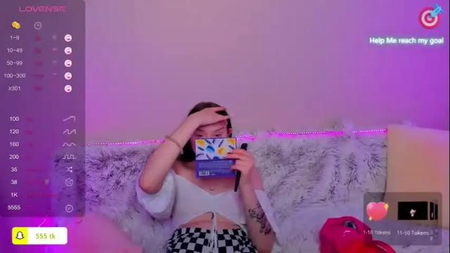Image 6 of mollymelison Stream on Chaturbate on 17 months ago