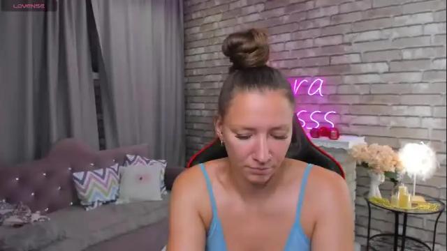 Image 12 of mollynay Stream on Chaturbate on 1 month ago