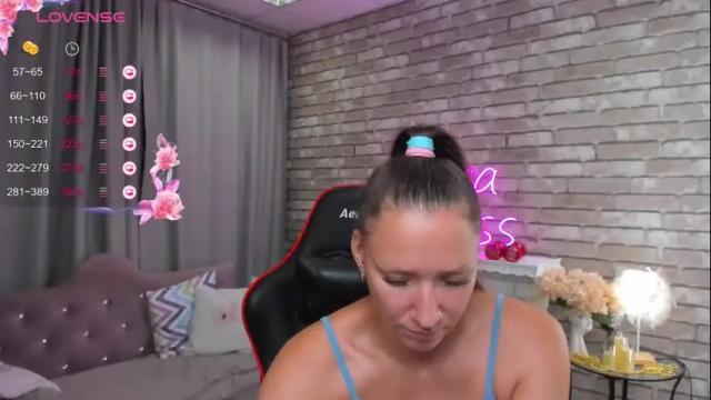 Image 11 of mollynay Stream on Chaturbate on 1 month ago