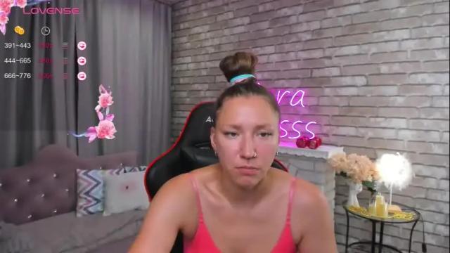 Image 2 of mollynay Stream on Chaturbate on 1 month ago