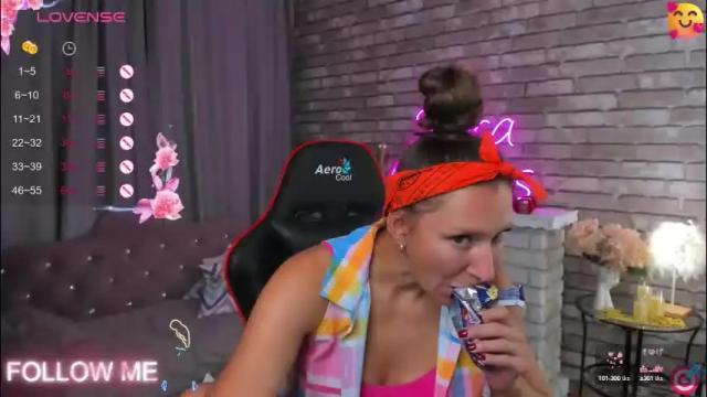 Image 4 of mollynay Stream on Chaturbate on 2 months ago