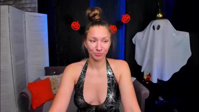 Image 10 of mollynay Stream on Chaturbate on 19 hours ago