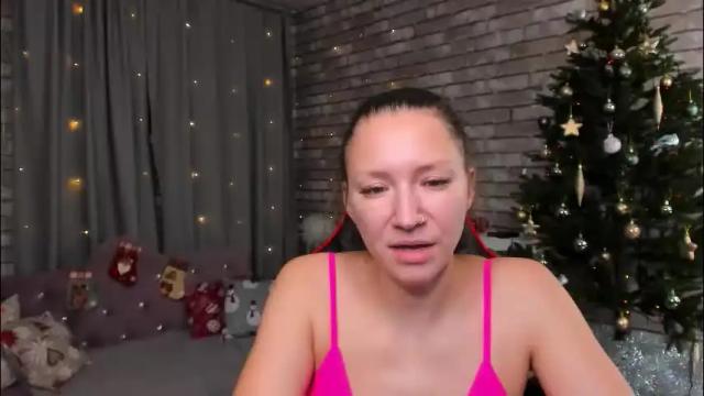 Image 11 of mollynay Stream on Chaturbate on 16 days ago