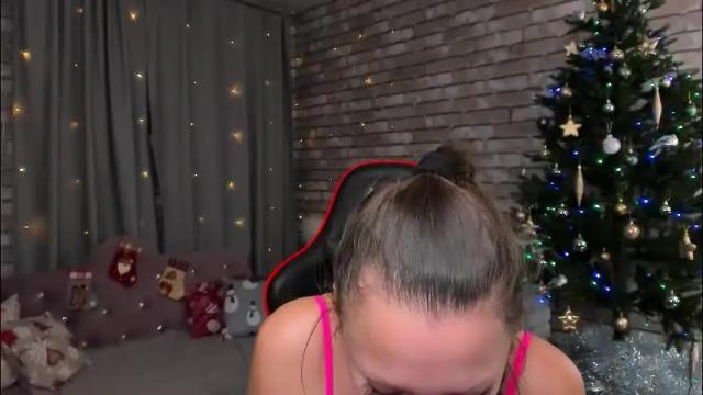 Image 7 of mollynay Stream on Chaturbate on 16 days ago