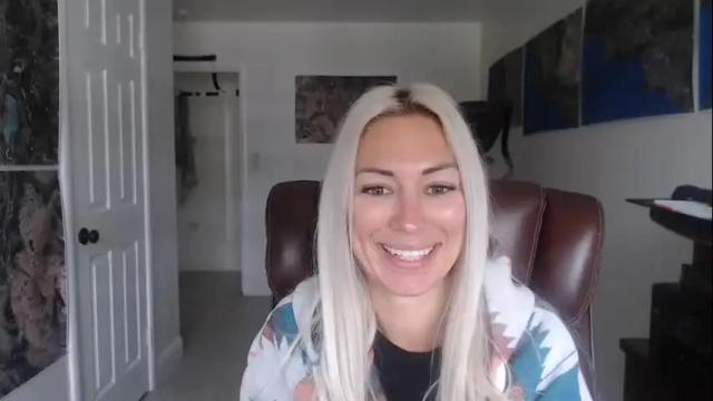 Thumbnail 1, mollyxxxmoans's Stream at Chaturbate, 15 months ago