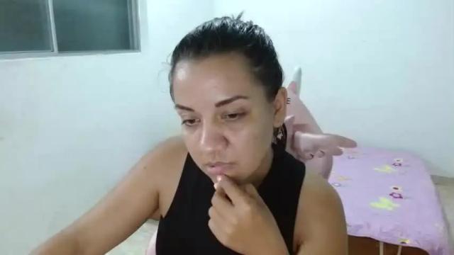 Image 4 of molotov_31 Stream on Chaturbate on 16 months ago