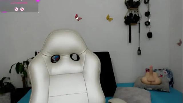 Thumbnail 1, mom_17's Stream at Chaturbate, 21 days ago