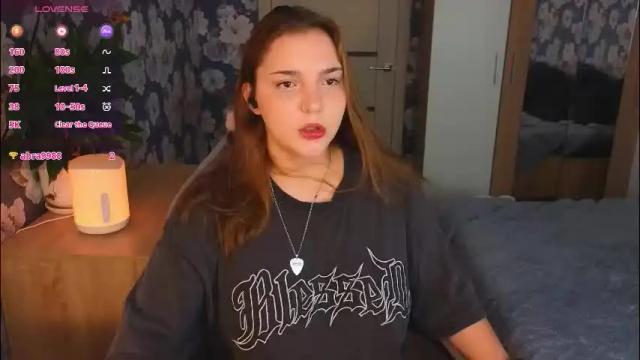 Image 7 of momiji_i Stream on Chaturbate on 3 months ago