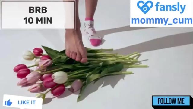 Image 3 of mommy_cum Stream on Chaturbate on 1 month ago
