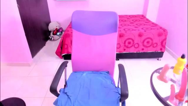 Image 4 of mommy_whore_slut Stream on Chaturbate on 24 days ago