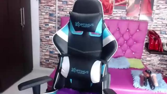 Image 10 of mommybigtits1 Stream on Chaturbate on 21 months ago