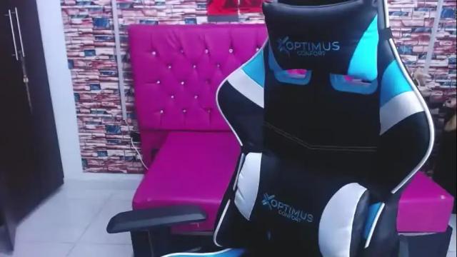 Image 3 of mommybigtits1 Stream on Chaturbate on 20 months ago