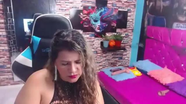 Image 7 of mommybigtits1 Stream on Chaturbate on 20 months ago