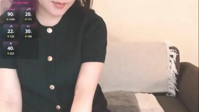Image 12 of momo612238 Stream on Chaturbate on 27 days ago