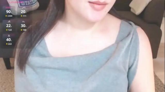 Image 2 of momo612238 Stream on Chaturbate on 5 days ago